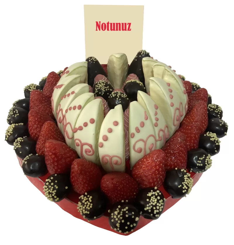 Beyaz Masal – Çikolatalı Meyve Aranjmanı